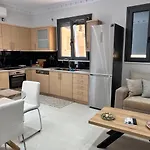 Kontis' Furnished Appartement Loutráki