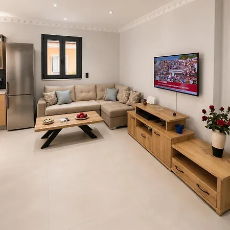 Kontis' Furnished Loutráki