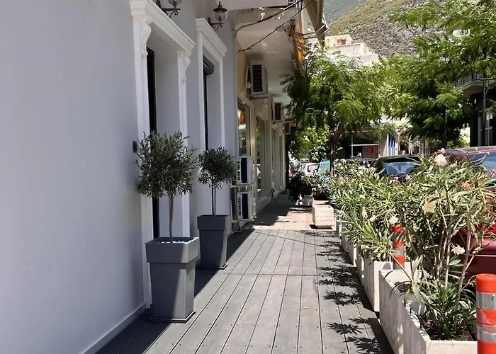 Διαμέρισμα Kontis' Furnished Λουτράκι