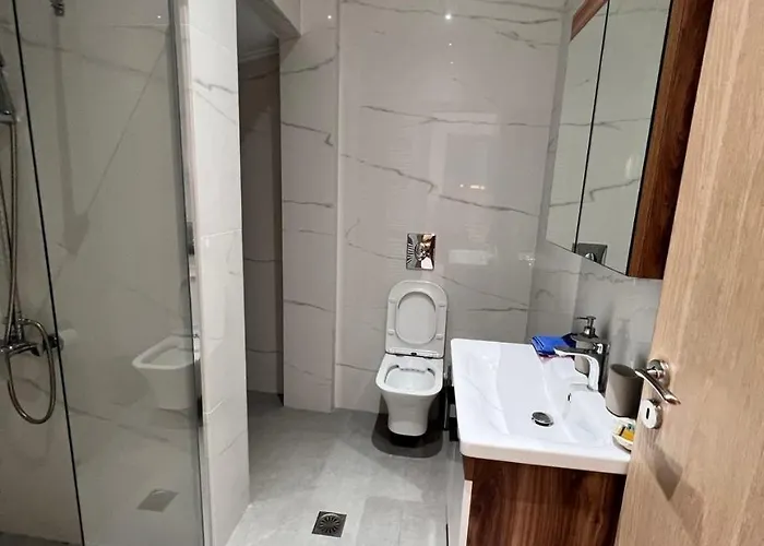 Kontis' Furnished Loutráki