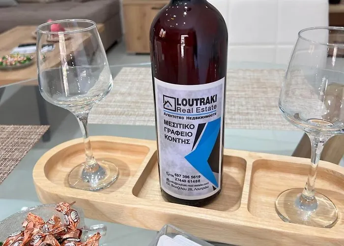 Lägenhet Kontis' Furnished *