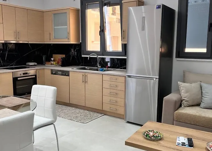 Kontis' Furnished Lägenhet Loutráki